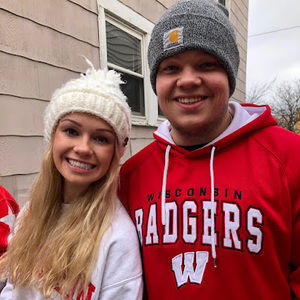 Meet your Posher, Sara